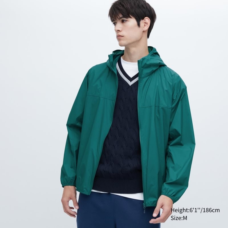 Uniqlo Pocketable Uv Protection 3d Cut Parka Herr Gröna | 7890266